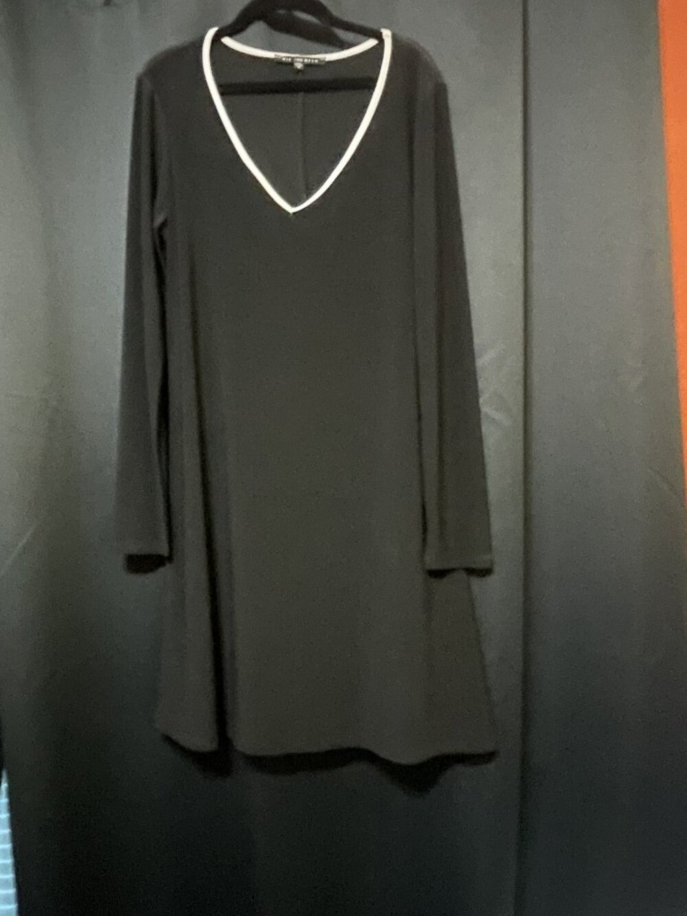 Nik & Nash – Long Sleeve – Flowy Women’s Dress - Picture 7 of 7